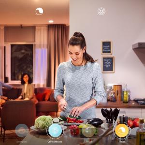 Лампа Philips Hue E27 2000K-6500K 9 Вт (60 Вт)