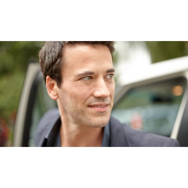 Умная бритва Philips Series 7000 SkinIQ S7782/50